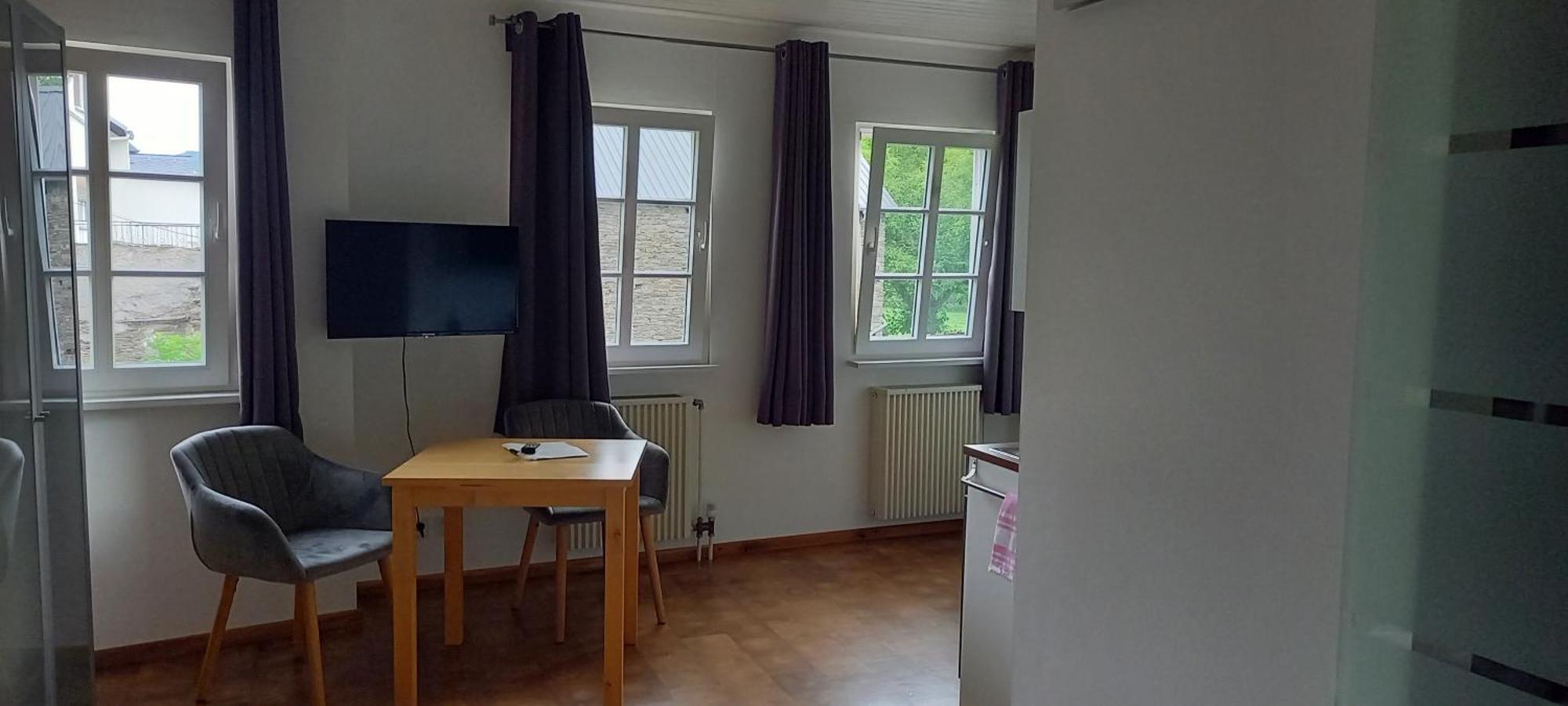 Weingut Fehres Lägenhet Brauneberg Exteriör bild