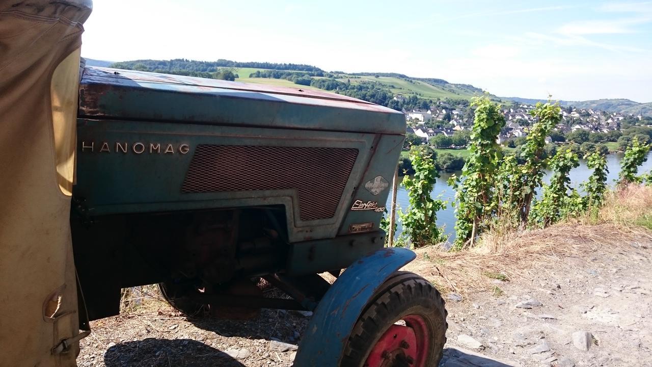 Weingut Fehres Lägenhet Brauneberg Exteriör bild